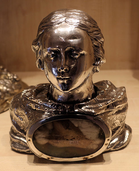 File:Reliquiario a forma di busto di santo ignoto, argento, xviii sec.JPG