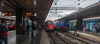 Roma Termini train station.jpg