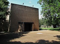 Rothko-kápolna (5888098298) .jpg