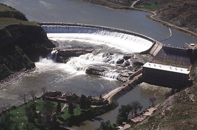 Canyon Ferry Lake - Wikipedia