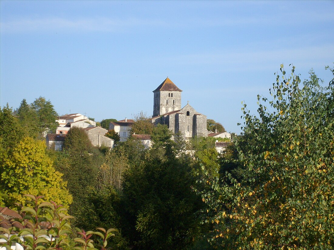 Saint-Sauvant, Charente-Maritime