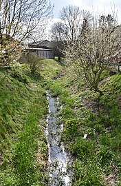 Le ruisseau L'Erclin dans le village.