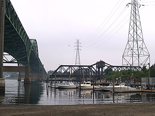 <span class="mw-page-title-main">Sakonnet River rail bridge</span> Bridge in between Portsmouth and Tiverton