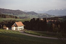 Schulhaus Berg in Bäretswil