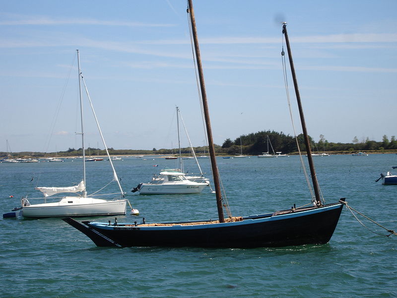 File:Sinagot golfe du morbihan.jpg