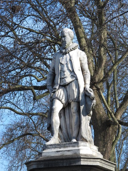 File:Statue of Sir Hugh Myddelton, Islington Green, N1 (2) - geograph.org.uk - 4511590.jpg