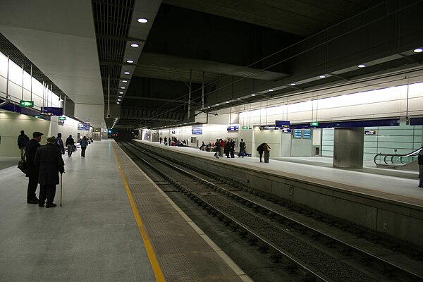 St Pancras International Thameslink platforms opened in 2007