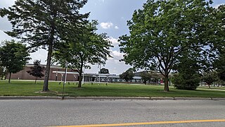 <span class="mw-page-title-main">Stratford District Secondary School</span> Public high school in Stratford, Ontario, Canada