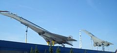 Ту 144 и конкорд. Зинсхайм музей ту-144. Concorde ту 144. Ту-144 и Конкорд в Зинсхайме.