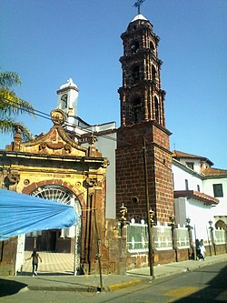 Templo de San Juan Bautista purepero.jpg