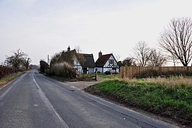 Thatched Cottage on the B1061 near Little Thurlow - geograph.org.uk - 2867433.jpg