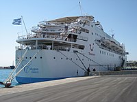 Het cruiseschip Calypso op Rhodos, Griekenland 2008.jpeg