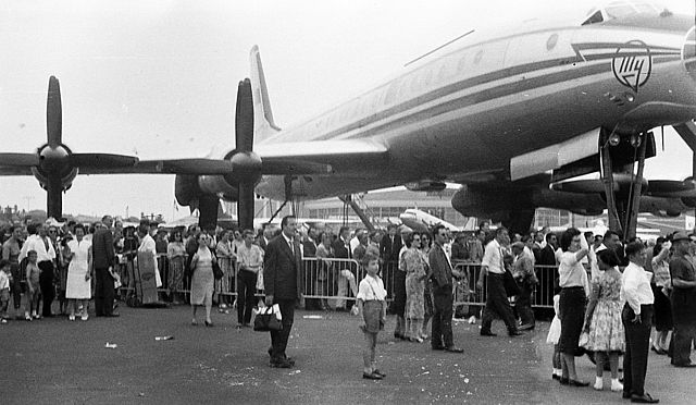 Tu-114 at the Paris Air Show, 1961
