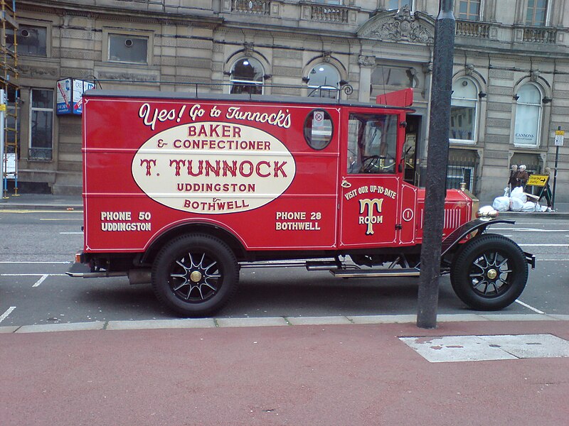 File:TunnocksBakeryVan.JPG