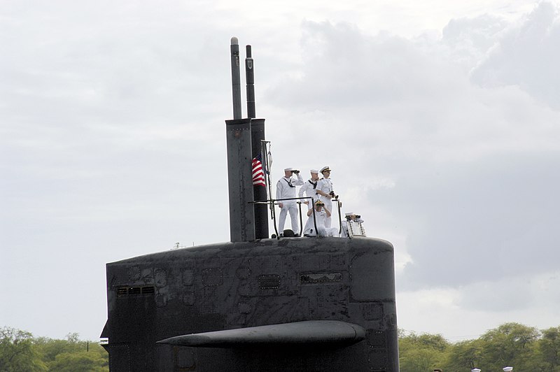 File:US Navy 030724-N-8157C-013 Los Angeles class attack submarine USS Key West (SSN 722), one of four Pacific Fleet submarines to strike at targets in Iraq during the Operation Iraqi Freedom, returns to her home port in Pearl Harbo.jpg