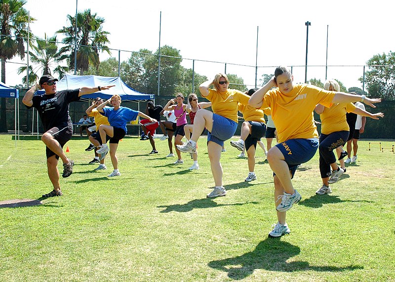 File:US Navy 090903-N-5726E-083 Fred Fusilier, lead personal trainer at Naval Medical Center San Diego, leads a fitness aerobics class during the Health and Wellness Department Fitness Expo.jpg