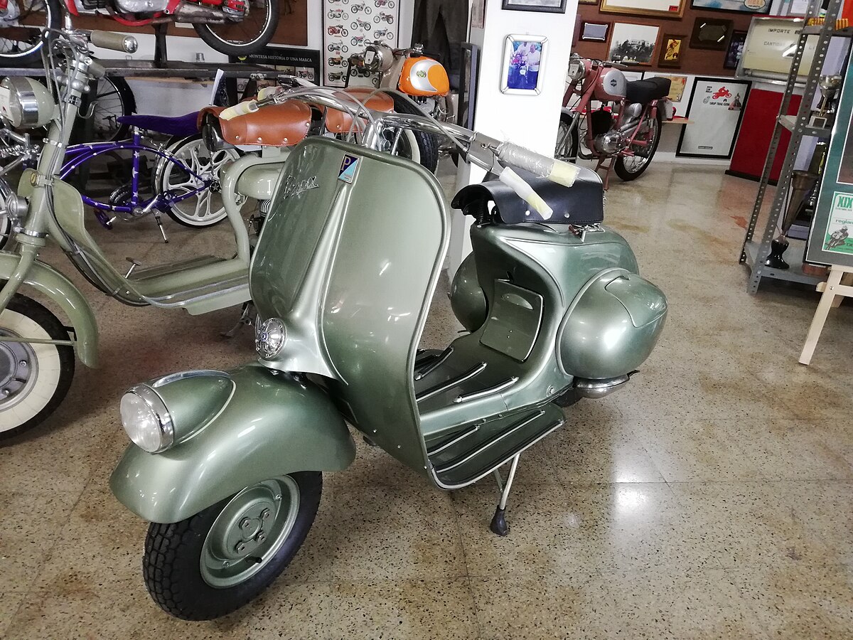 Мотороллер Vespa 125