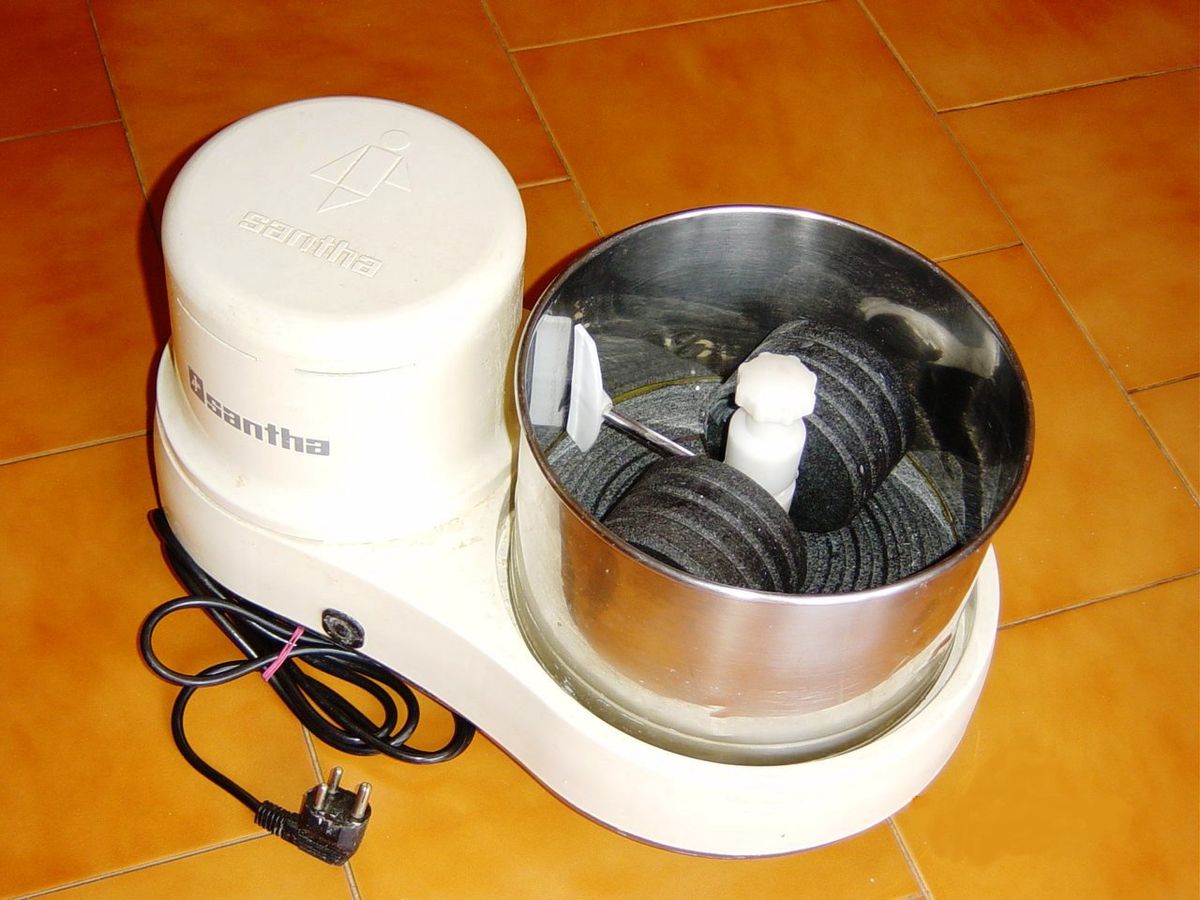How to Make a Wet Stone Grinder? 