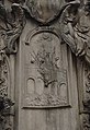 Wrocław, Ostrów Tumski, pomnik św. Jana Nepomucena, relief na cokole pomnika przedstawiający strącenie kanonika Jana do Wełtawy-001.JPG