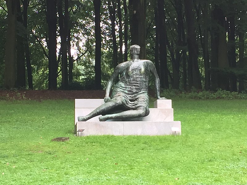 File:Wuppertal Skulpturenpark 2016 001.jpg