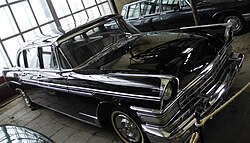 ZIL-111 da primeira versão em um museu em Moscou (2012)