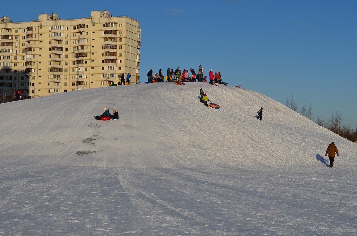 Горка зимой