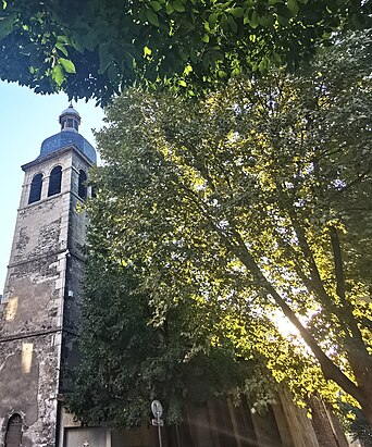 Église Saint-Martin on a late summer afternoon