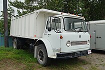 Front view (from the right) of the truck.