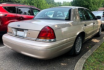 1998 Ford Crown Victoria LX