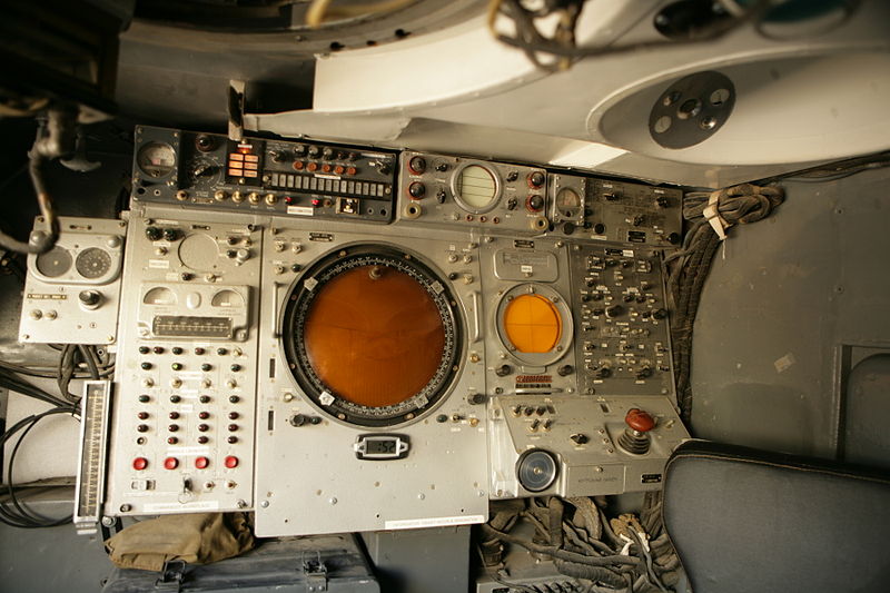 File:1S91 missile guidance system control station.JPG