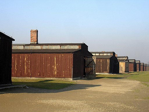 Gefangenen-Baracken im KZ Auschwitz-Birkenau (UNESCO-Welterbe in POlen)