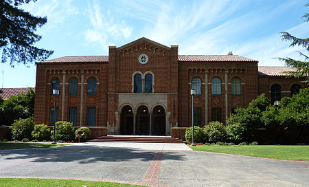 2009 0725 CA FresnoCC Library