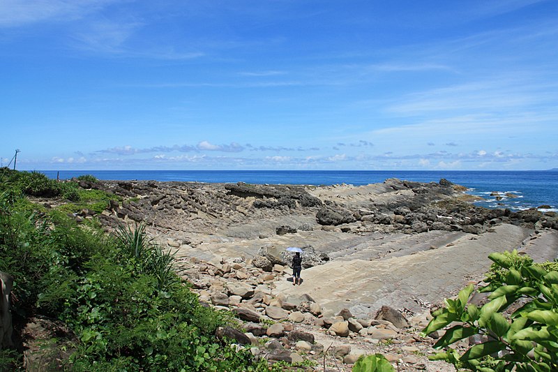 File:2010 07 16190 5647 Taitung City, Taiwan, Geology.JPG