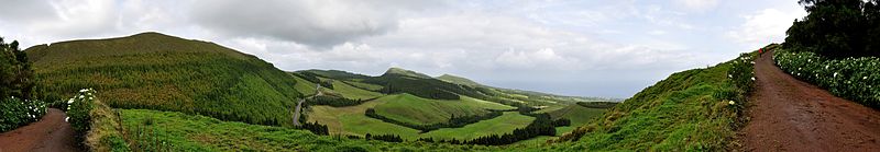 File:2012-10-17 13-48-55 Portugal Azores Feteiras 6h 237.JPG