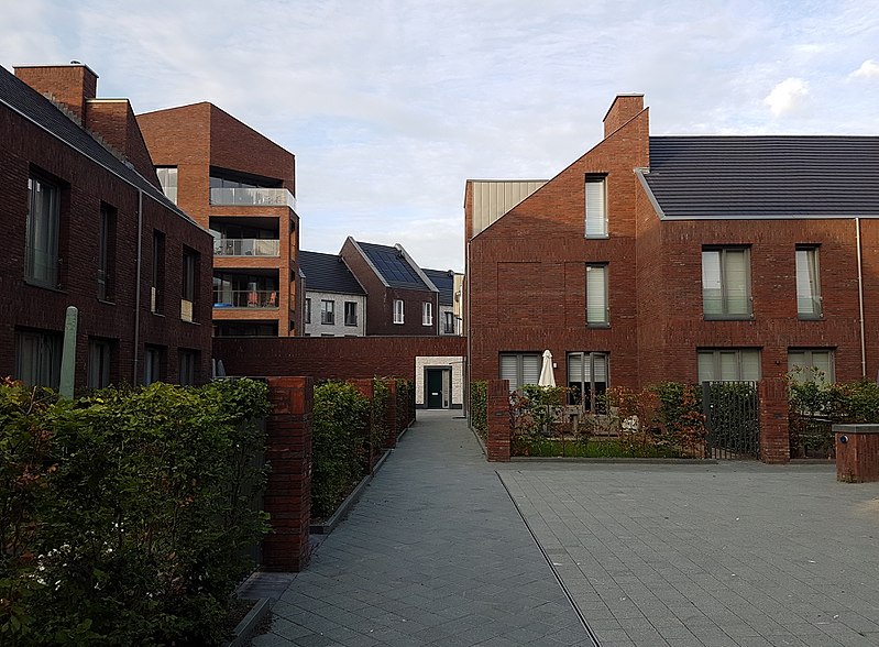 File:2017 Maastricht, Lindenkruis 03.jpg