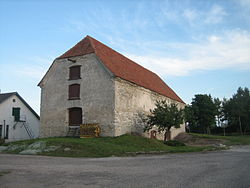 Old barn in Suuresadama