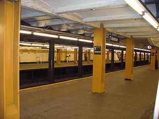 7 Ave F NYC Subway Station by David Shankbone.JPG