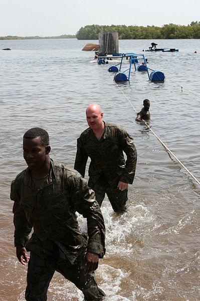 File:APS-11 Marines, Senegalese commandos maneuver through river obstacles 110424-M-DF801-056.jpg