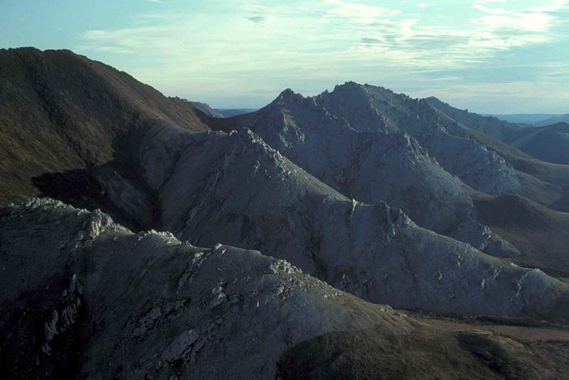 File:Aerial view of white mountains.jpg