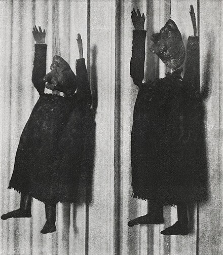 Alfred Jarry, Deux aspects de la marionnette original d'Ubu Roi, premiered at the Théâtre de l'Œuvre on 10 December 1896.