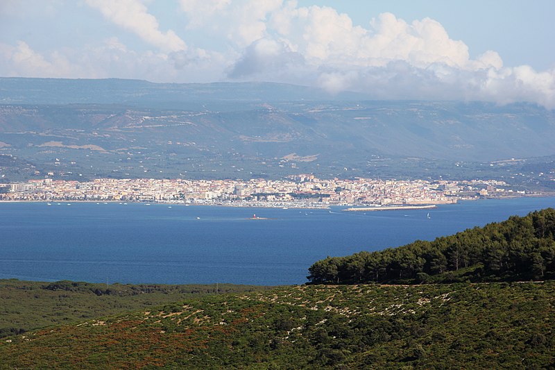 File:Alghero - Panorama (02).jpg