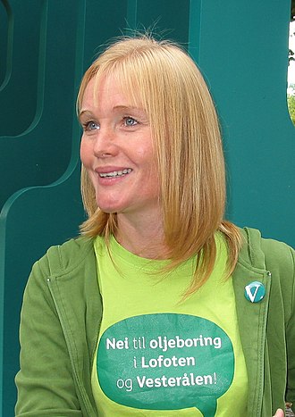 Alvhild Hedstein campaign before the 2009 election. Alvhild Hedstein, 2009 (cropped).jpg