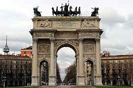 Arco della Pace (1807-1838) en Milán, de Luigi Cagnola.