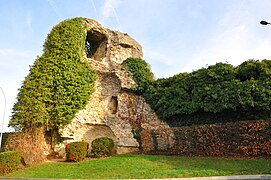 Les ruines de la tour du Midi en 2009.