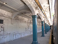 The southbound platform prior to its renovation Av U plat Seabeach BMT jeh.JPG