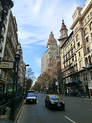 Avenida de Mayo - panoramio.jpg