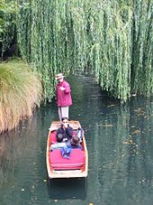 Punting on the River Avon in Christchurch, New Zealand Avon Punting.JPG