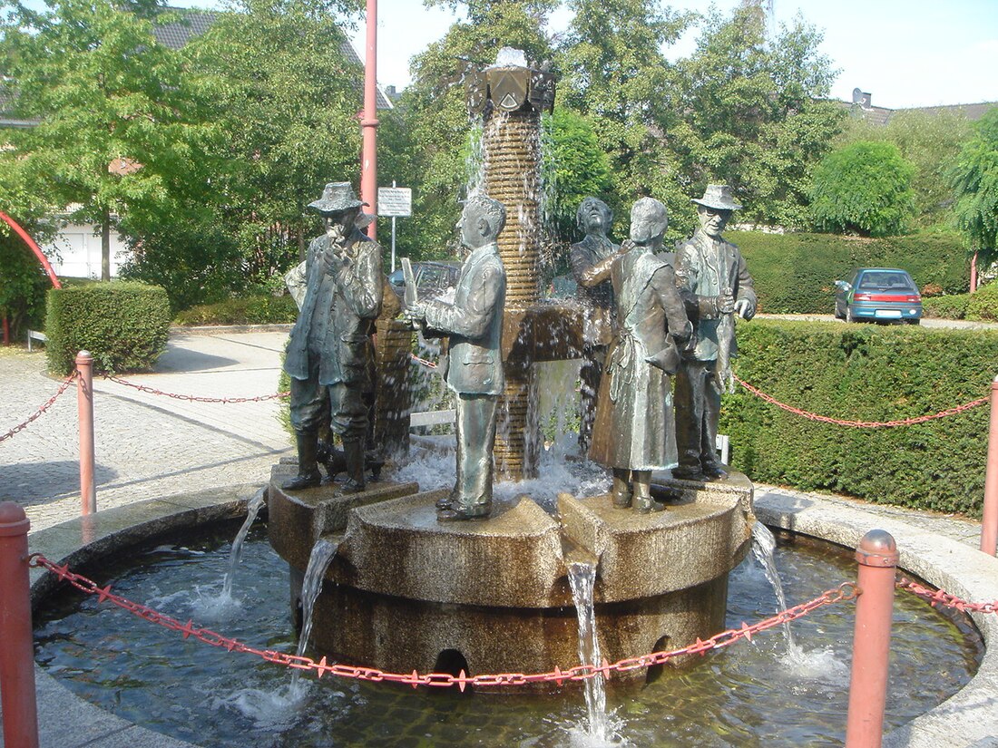 File:Balve stadtbrunnen.jpg