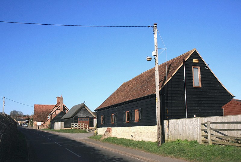 File:Barn Conversion, Station Road Farm - geograph.org.uk - 4410686.jpg