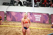 Deutsch: Beachhandball bei den Olympischen Jugendspielen 2018; Tag 6, 12. Oktober 2018; Mädchen, Hauptrundenspiel – Ungarn-Niederlande 2:1 English: Beach handball at the 2018 Summer Youth Olympics at 12 October 2018 – Girls Main Round – Hungary-Netherlands 2:1